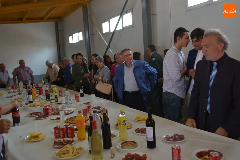 Foto 3 - La Guardia Civil de Pe&ntilde;aranda, arropada por cientos de vecinos en la festividad de su patrona