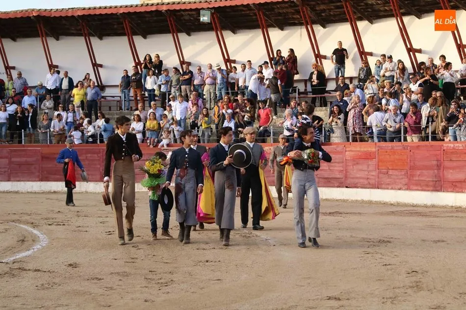Foto 4 - &Eacute;xito del Festival taurino en Ledesma a beneficio de la Asociaci&oacute;n de Enfermedades Raras de...