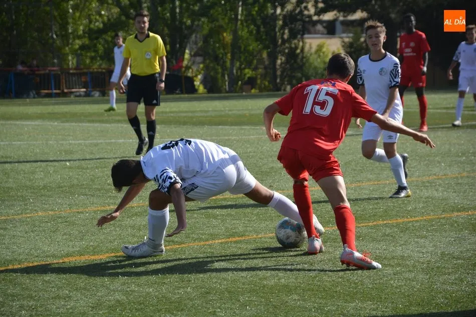 Foto 2 - Resultados, clasificaciones e im&aacute;genes del f&uacute;tbol base provincial  