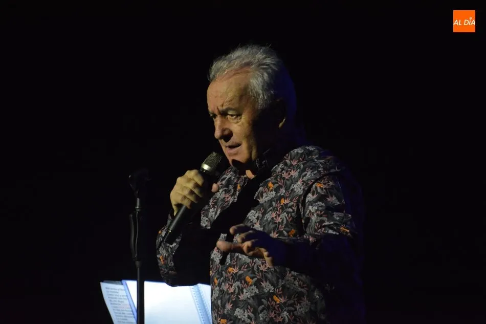 Foto 10 - V&iacute;ctor Manuel combina en Salamanca sus nuevas creaciones y sus &eacute;xitos