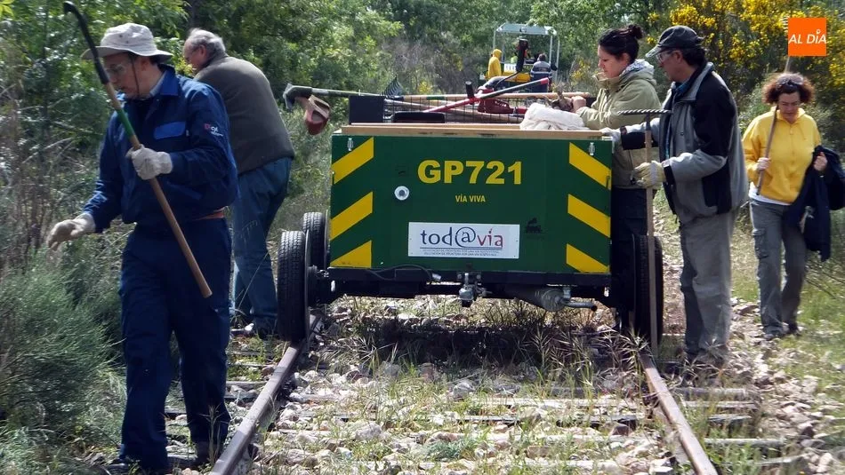 Foto 6 - Tod@v&iacute;a vuelve a la acci&oacute;n con una nueva Facendera el domingo 20 de octubre en Lumbrales