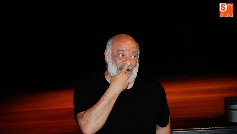 Fernando Saldaña, actor y colaborador de SALAMANCA AL DÍA, uno de los narradores habituales de esta programación