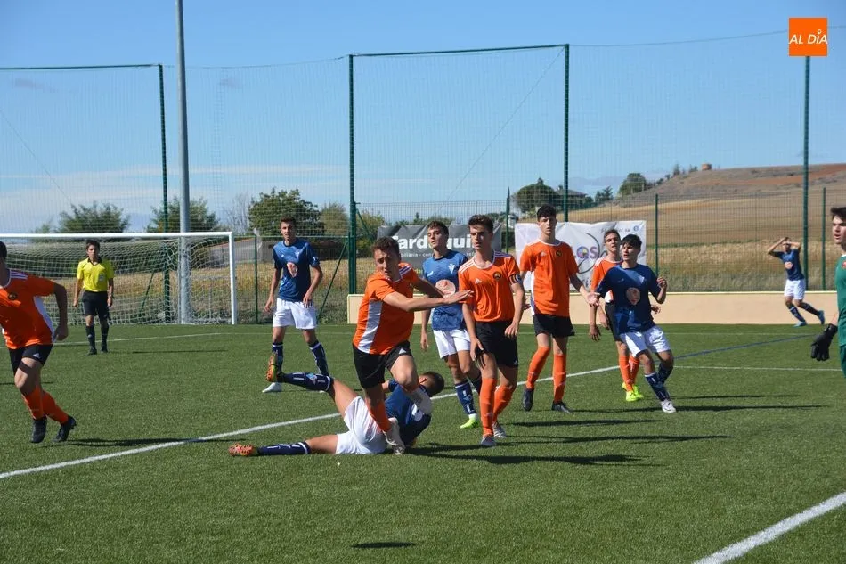 Foto 11 - Resultados, clasificaciones e im&aacute;genes del f&uacute;tbol base regional  