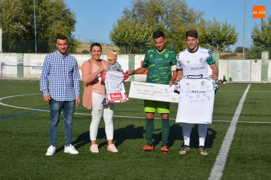 Foto 8 - Al Salamanca UDS le sale muy caro ganar el derbi al Guijuelo (1-2)