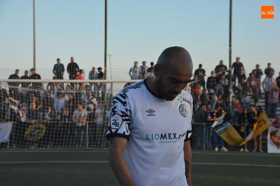 Foto 11 - Al Salamanca UDS le sale muy caro ganar el derbi al Guijuelo (1-2)