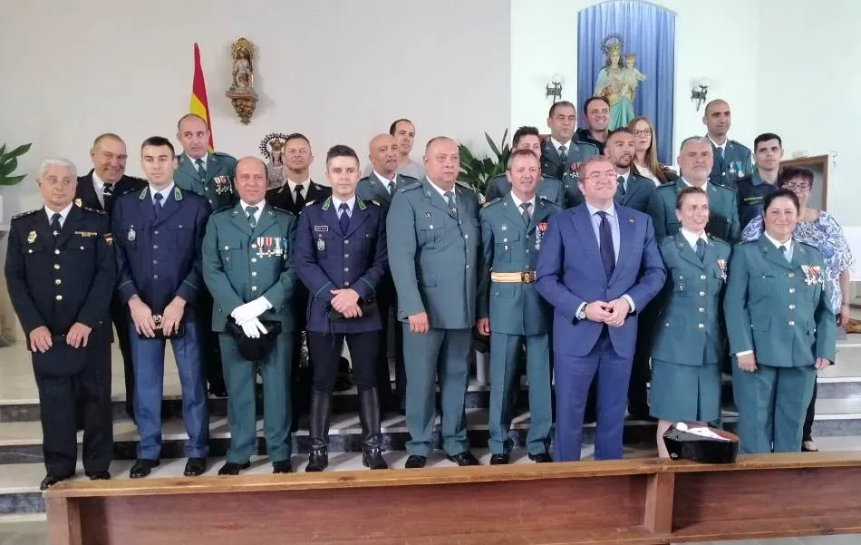 La triple representación de la Guardia Civil en Fuentes de Oñoro festeja a su patrona  