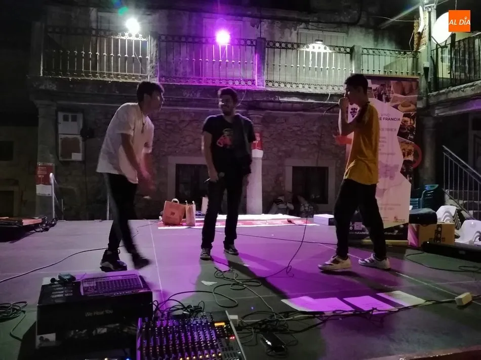 Foto 4 - &Eacute;xito de la VII Fiesta de la Vendimia Tradicional en San Mart&iacute;n del Casta&ntilde;ar