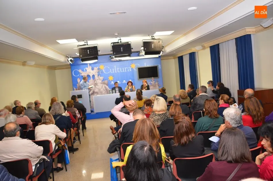 Foto 7 - Arranca el XXII Encuentro de Poetas Iberoamericanos dedicado a San Juan de la Cruz