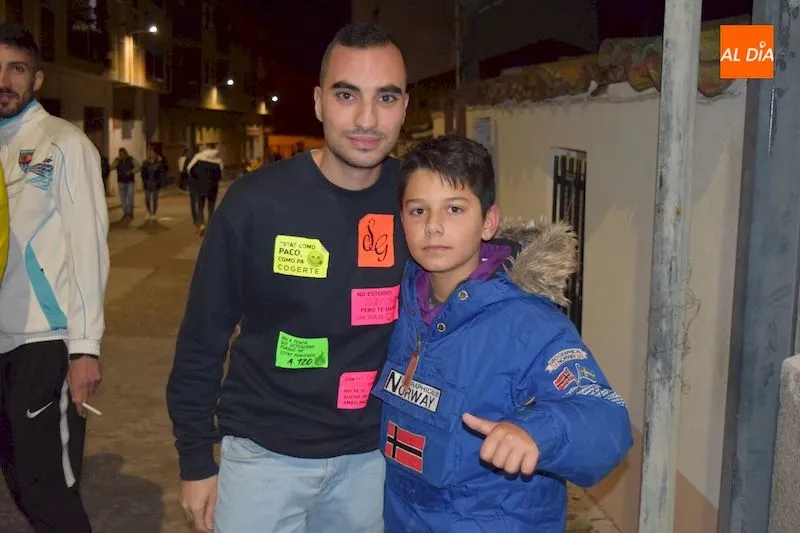 Foto 10 - El encierro nocturno abre los actos taurinos de las fiestas