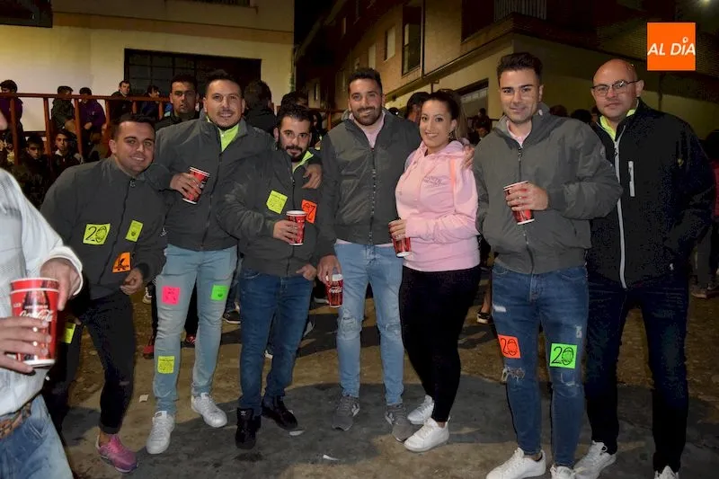 Foto 5 - El encierro nocturno abre los actos taurinos de las fiestas