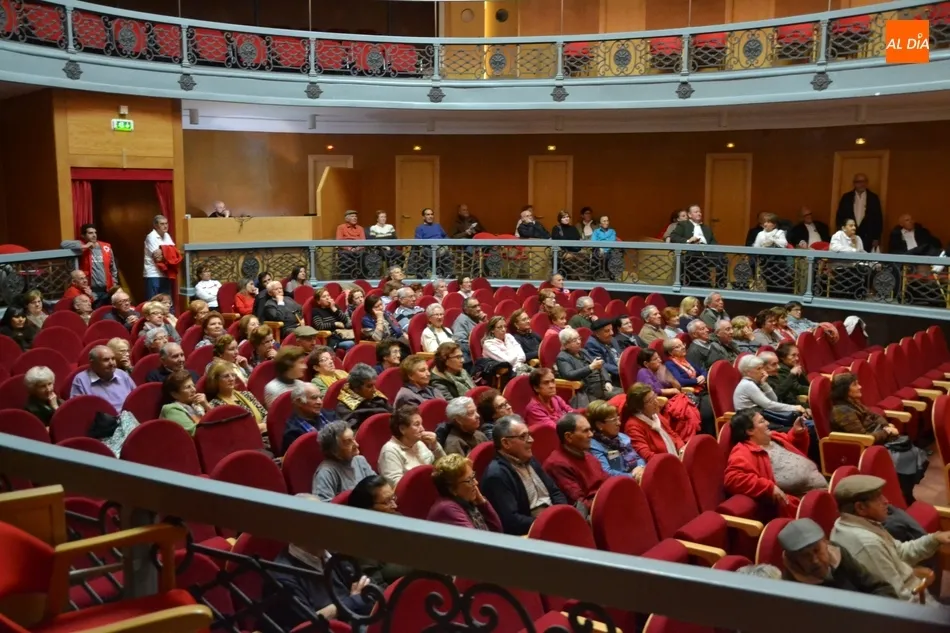 Actividad de Cruz Roja con personas mayores