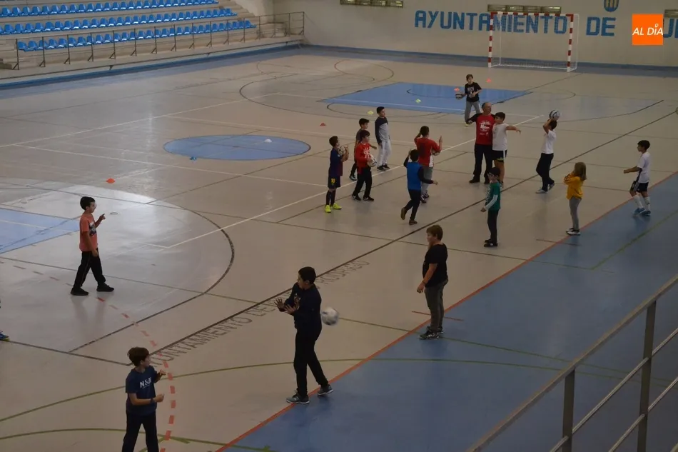 Foto 4 - La Escuela Municipal de F&uacute;tbol Sala re&uacute;ne este curso a medio centenar de ni&ntilde;os  