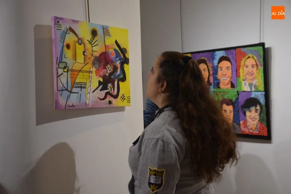 Foto 10 - El Espacio Joven expone las obras de 14 artistas del Taller de Artes Pl&aacute;sticas de la Fundaci&oacute;n...