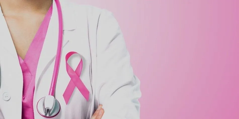 Los profesionales sanitarios advierten del exceso de bulos que circulan en redes sociales acerca...