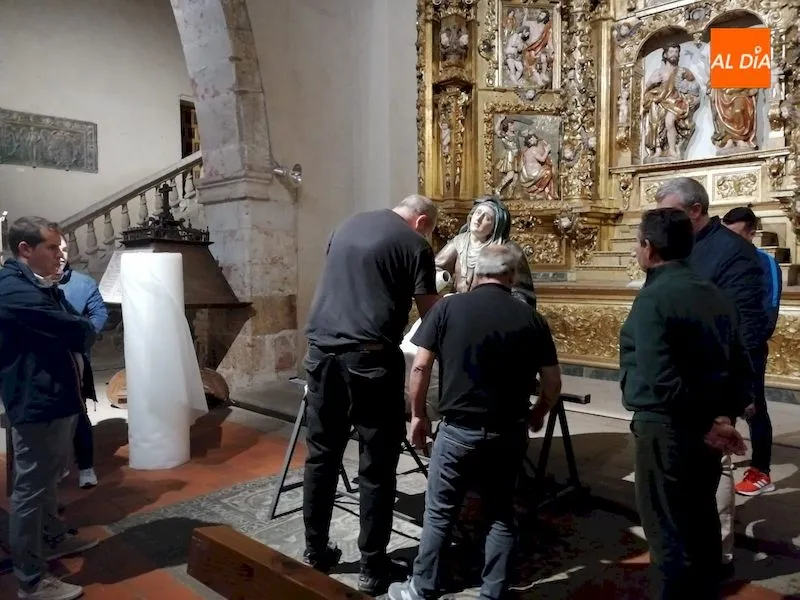 Foto 11 - La talla de la Virgen de la Dolorosa ser&aacute; restaurada por la Fundaci&oacute;n Edades del Hombre