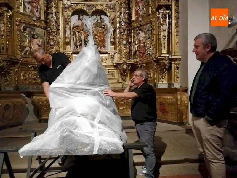 Foto 10 - La talla de la Virgen de la Dolorosa ser&aacute; restaurada por la Fundaci&oacute;n Edades del Hombre