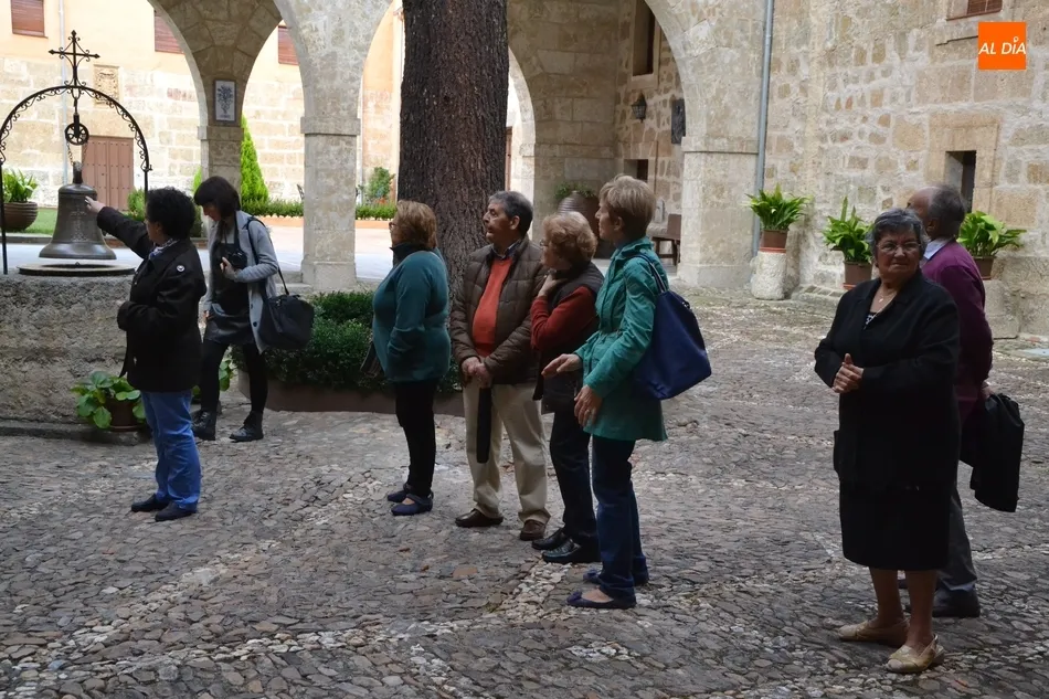 Foto 7 - La zona noble del Palacio Episcopal recibe a sus primeros visitantes de calle tras m&aacute;s de 2...