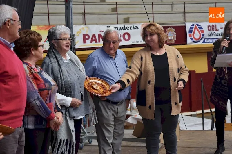 Foto 3 - Los mayores de Alba de Tormes se dan un merecido homenaje