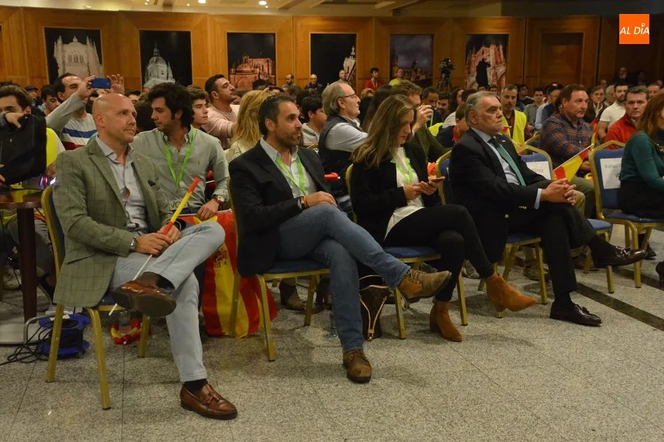 Foto 3 - Espinosa de los Monteros asegura que Vox trabajar&aacute; para "ayudar a hacer a Espa&ntilde;a grande otra vez" ...