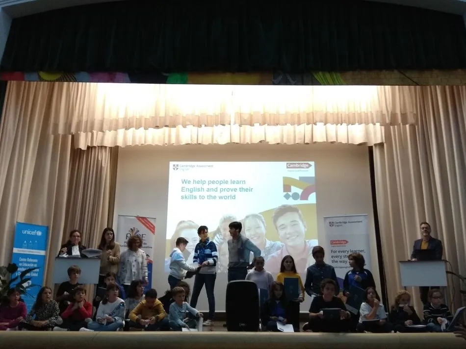Foto 5 - Entrega de las acreditaciones Cambridge a 46 alumnos de Maristas  