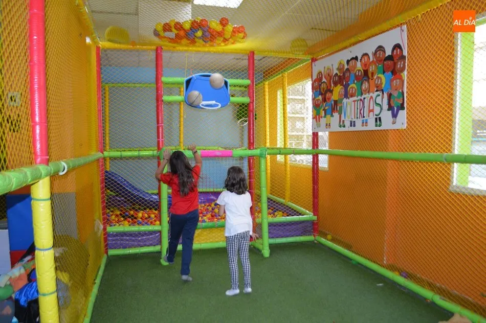 Foto 2 - Diversi&oacute;n y el mejor ambiente en el Parque Infantil Volteretas  