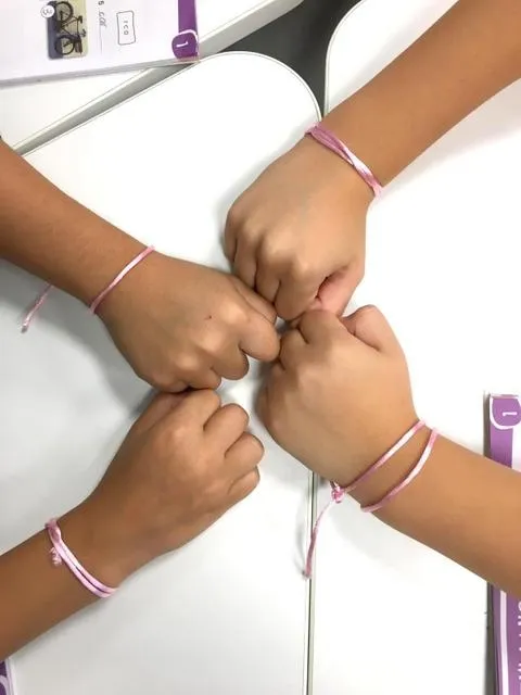 Foto 4 - El colegio Calasanz se &ldquo;viste de rosa&rdquo;  
