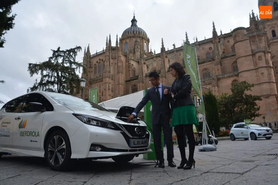 El acto de Iberdrola junto a la Catedral