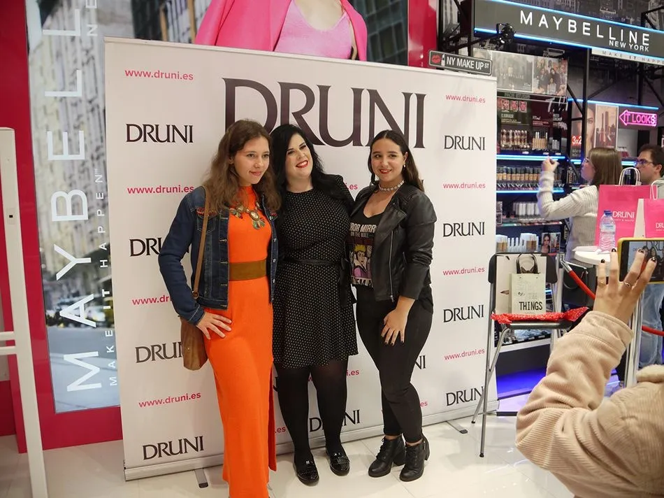 Foto 5 - Dianina XL inaugura Druni en el Centro Comercial El Tormes  