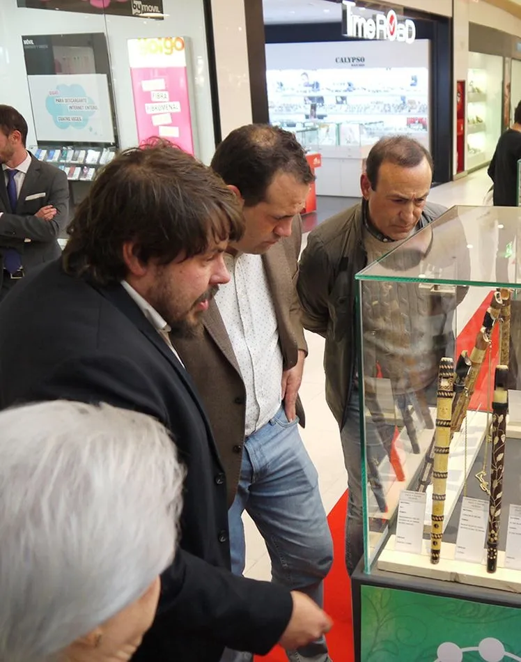 Foto 8 - &lsquo;Encuentros con la tradici&oacute;n&rsquo; re&uacute;ne en El Tormes exposiciones de mantones, casta&ntilde;uelas y...