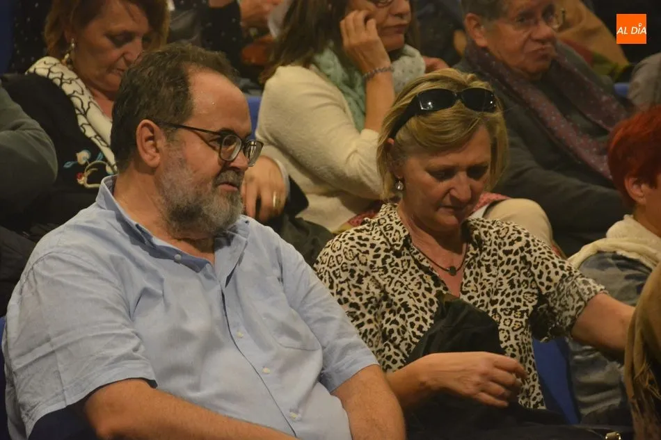 Foto 8 - La compa&ntilde;&iacute;a Teatro del Barrio presenta la obra &lsquo;Mundo obrero&rsquo; en el Juan del Enzina