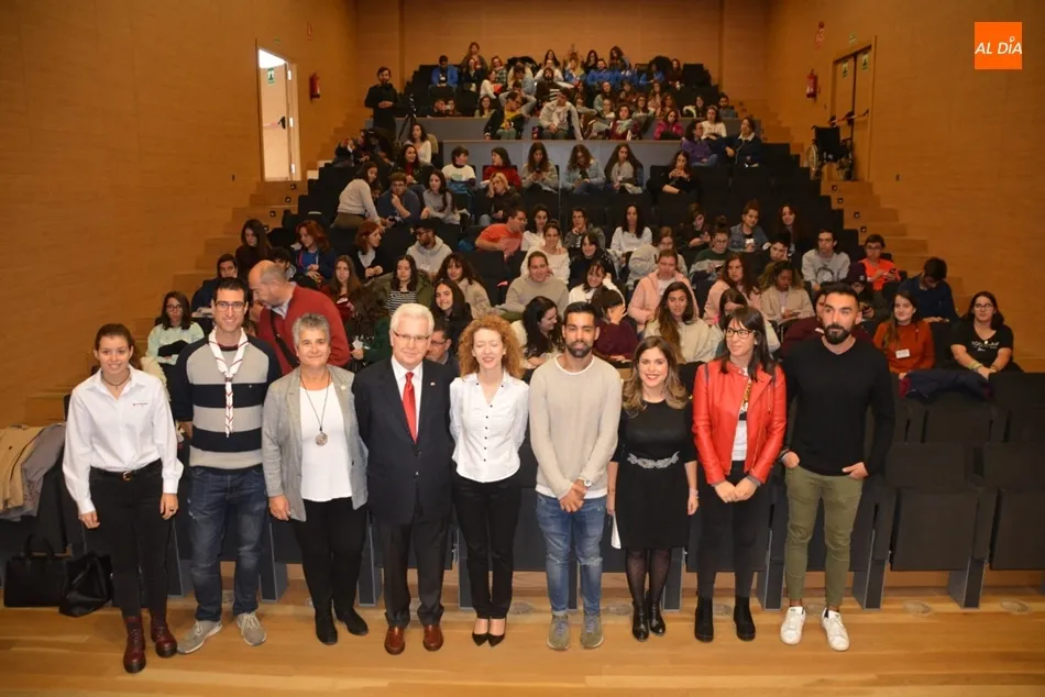 Participacipantes en el Encuentro Transfronterizo de Voluntariado. Foto: Lydia González
