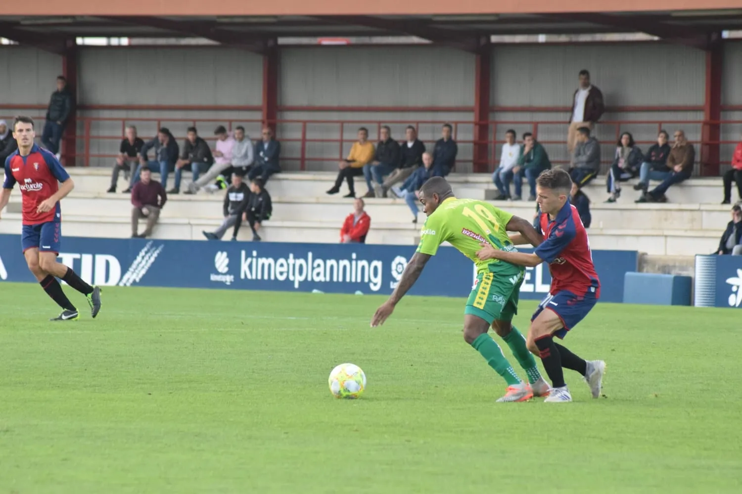 Foto 9 - A Unionistas se le pone muy mala cara al perder con Osasuna &lsquo;B&rsquo; (2-0)