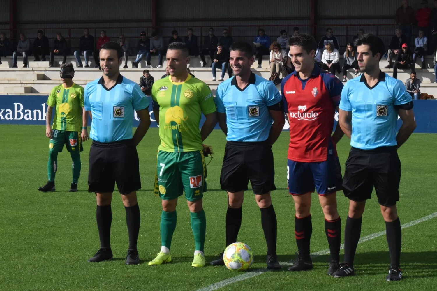 Foto 8 - A Unionistas se le pone muy mala cara al perder con Osasuna &lsquo;B&rsquo; (2-0)
