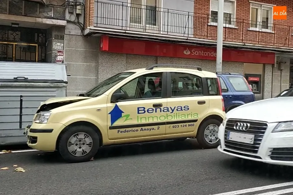 Foto 2 - Una colisi&oacute;n de varios veh&iacute;culos en la avenida de Portugal se salda con un menor herido&nbsp;