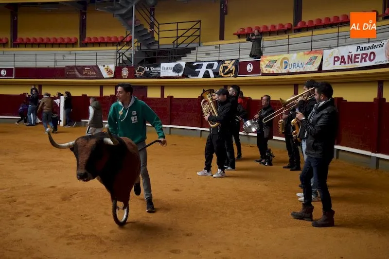 Foto 11 - Divertido encierro infantil para los albenses m&aacute;s peque&ntilde;os