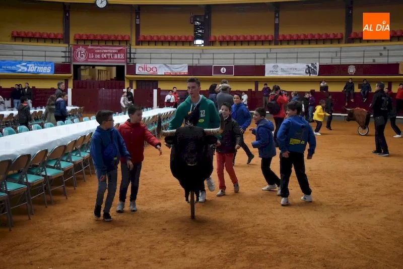Foto 10 - Divertido encierro infantil para los albenses m&aacute;s peque&ntilde;os
