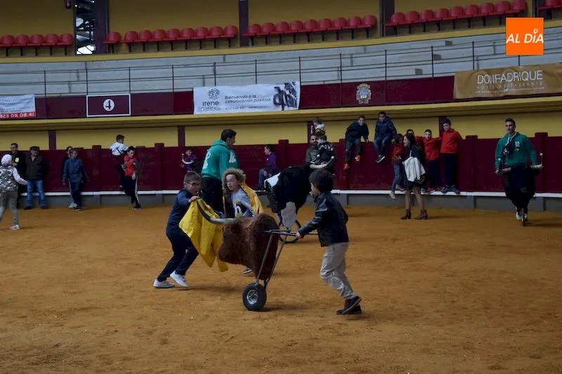 Foto 8 - Divertido encierro infantil para los albenses m&aacute;s peque&ntilde;os