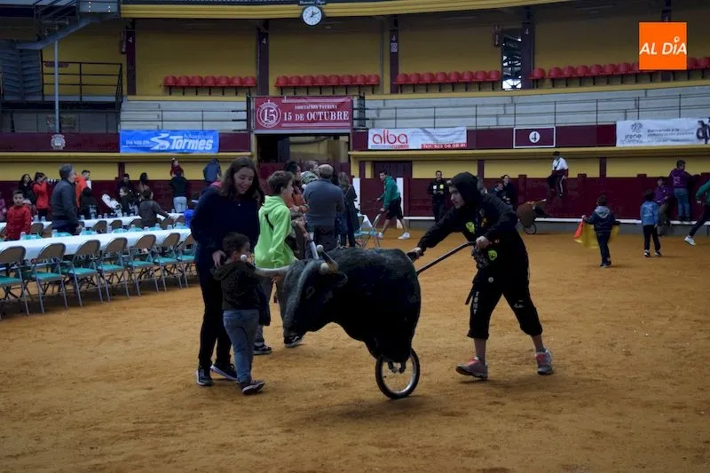 Foto 7 - Divertido encierro infantil para los albenses m&aacute;s peque&ntilde;os
