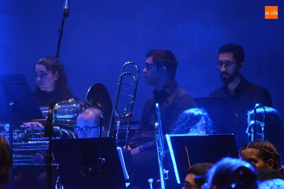 Foto 9 - &lsquo;La Sinf&oacute;nica del Silencio&rsquo;, la fuerza del rock de H&eacute;roes del Silencio en el CAEM