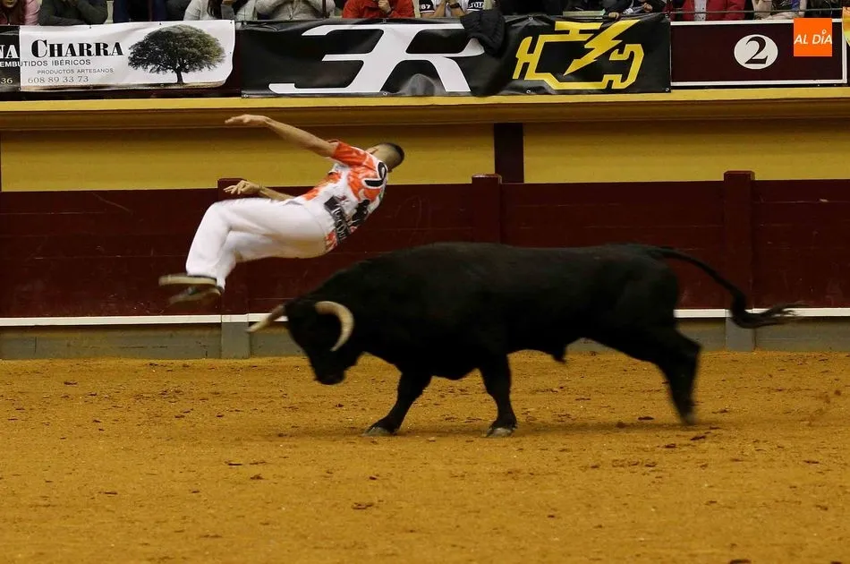 Foto 10 - Iv&aacute;n Gonz&aacute;lez gana el concurso de cortes, quiebros y saltos