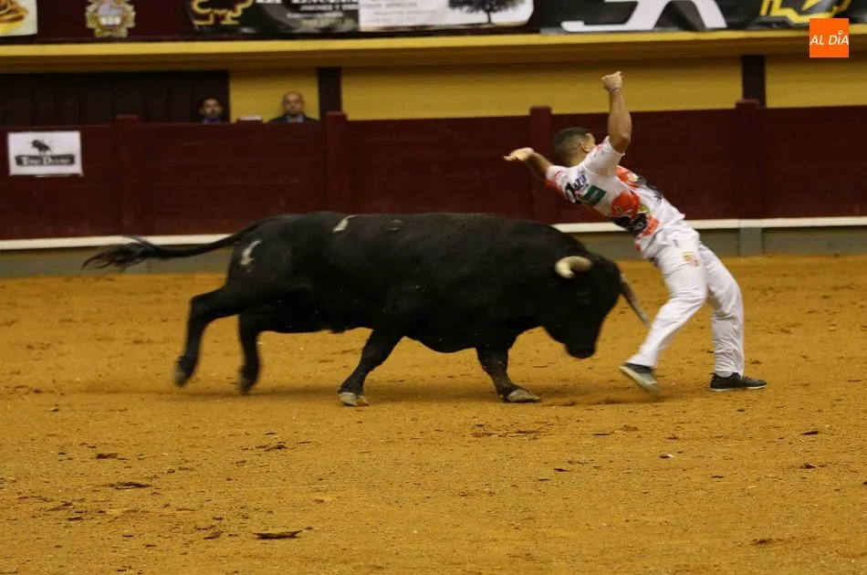 Foto 8 - Iv&aacute;n Gonz&aacute;lez gana el concurso de cortes, quiebros y saltos