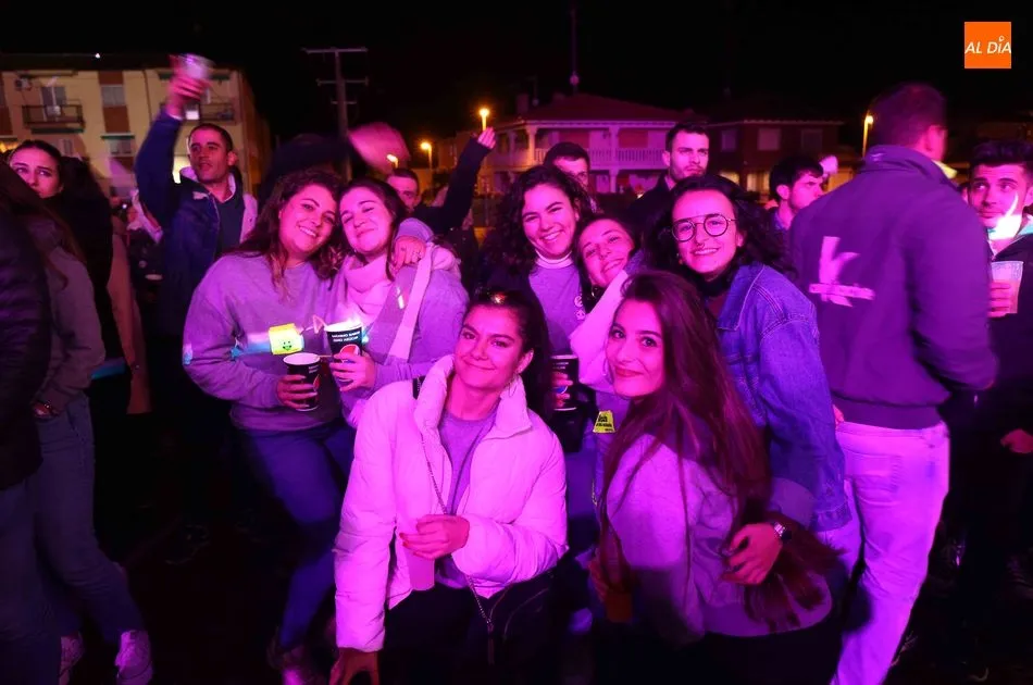 Foto 3 - Paris de Noia congrega a casi dos mil personas para despedir su Tour 2019
