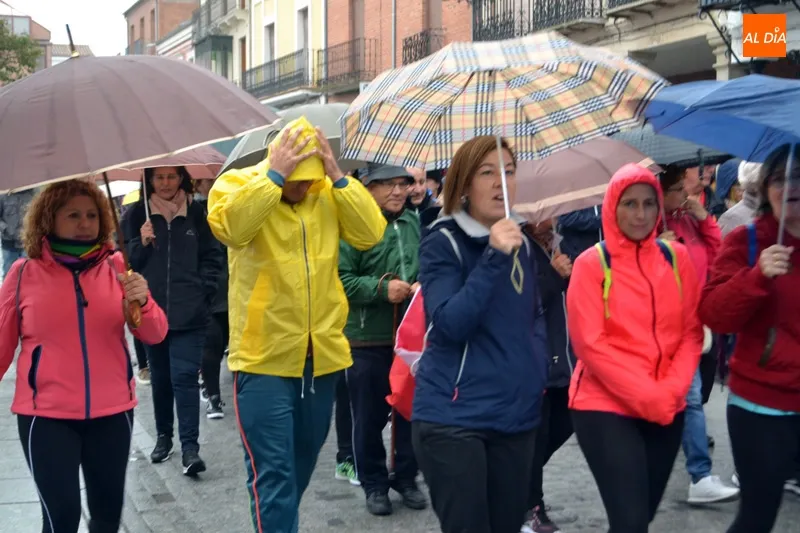 Foto 8 - Ni el fr&iacute;o ni la lluvia pueden con el paso firme de la XII marcha solidaria de Acopedis