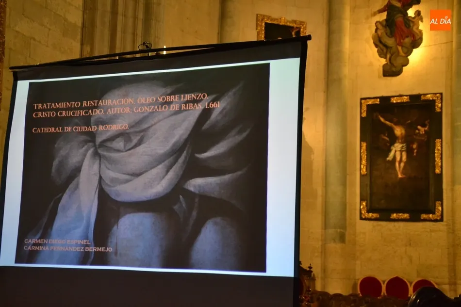 Foto 6 - Explicada la restauraci&oacute;n del cuadro del altar de la Catedral, que hab&iacute;a sido da&ntilde;ado por los...