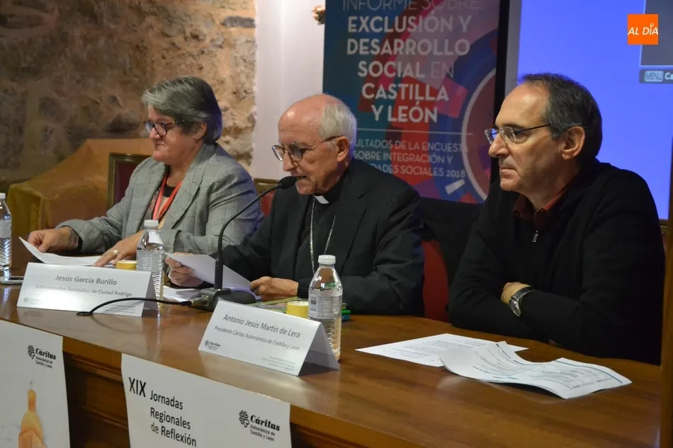 Foto 7 - Las 11 C&aacute;ritas de la regi&oacute;n se re&uacute;nen en Mir&oacute;briga para reflexionar sobre caridad y pol&iacute;tica  