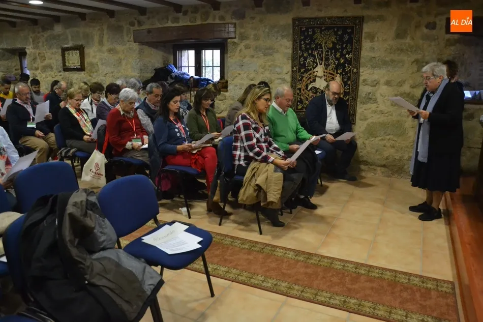 Foto 8 - Las 11 C&aacute;ritas de la regi&oacute;n se re&uacute;nen en Mir&oacute;briga para reflexionar sobre caridad y pol&iacute;tica  