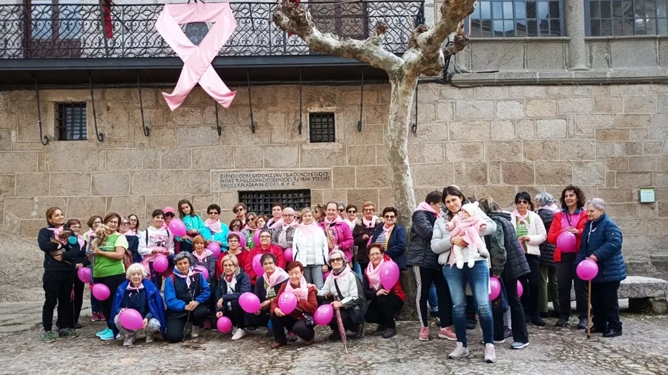 Participantes en la marcha solidaria celebrada este lunes en Ledesma
