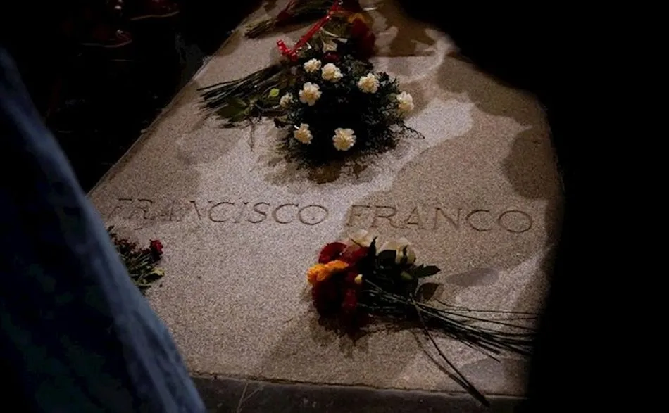 El Gobierno instalará un escáner y un detector de metales para que ni la familia pueda grabar la...