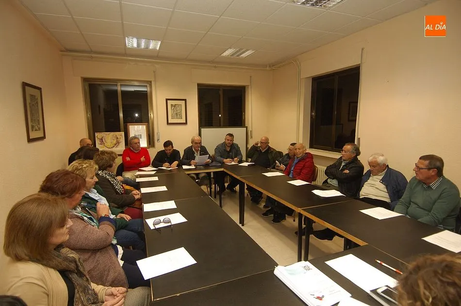 Foto 6 - Nace una plataforma ciudadana para buscar soluciones al deterioro alarmante de Ciudad Rodrigo y...