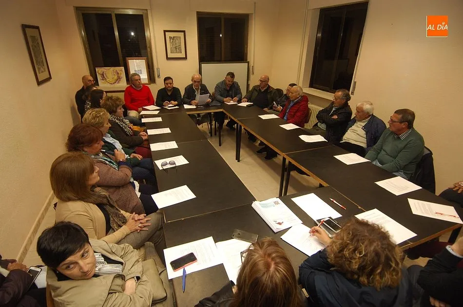 Foto 3 - Nace una plataforma ciudadana para buscar soluciones al deterioro alarmante de Ciudad Rodrigo y...
